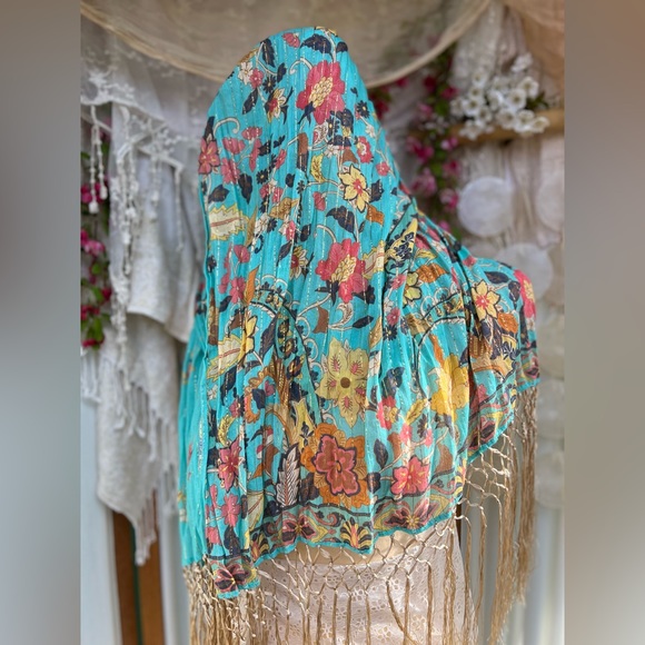 Spell Hendrix Head Scarf - Picture 4 of 7